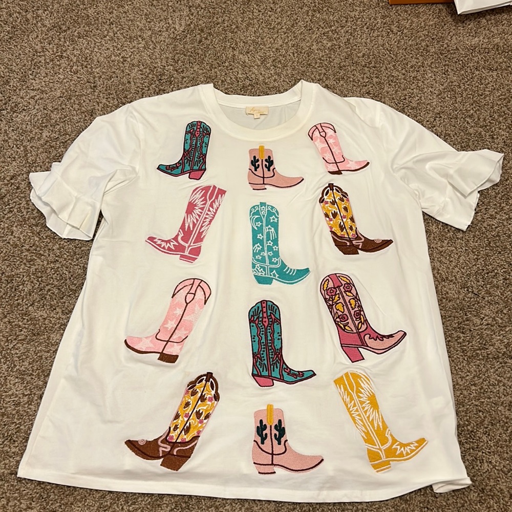 Boot shirt